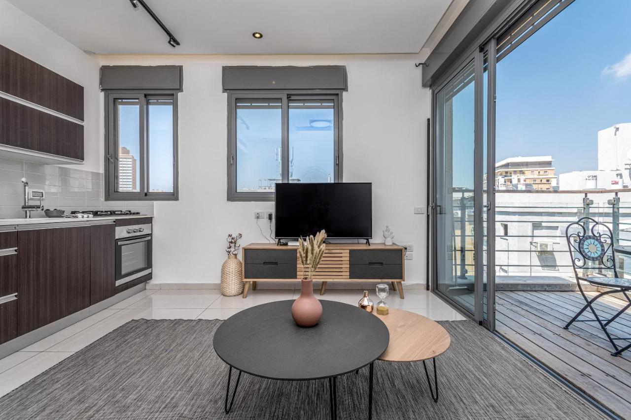 Superb 1,5 Bdr W Balcony Close To The Beach Tel Aviv Luaran gambar